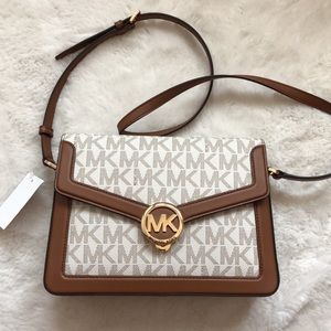 Authentic Michael kors signature vanilla crossbody